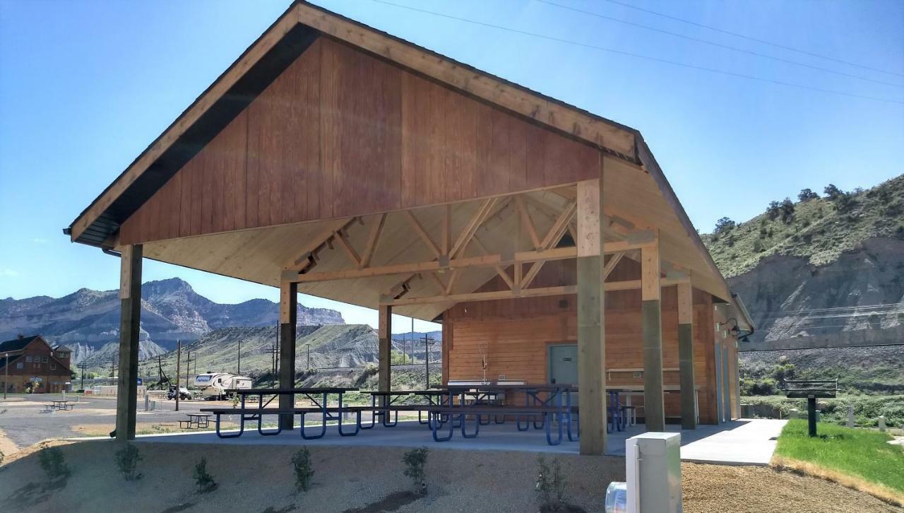 Hotel Castle Gate Rv Park Helper Exterior foto
